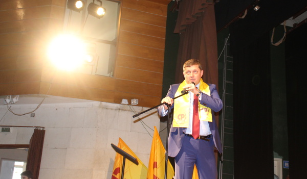 Перед собравшимися выступил Олег Пахолков.