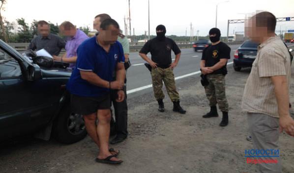Наркотики изъяли из авто на трассе под Воронежем.