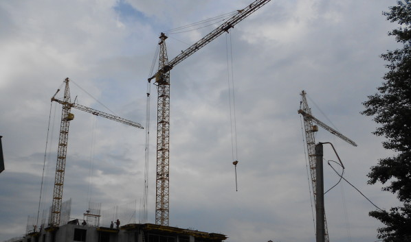 Банкротящаяся воронежская строительная компания подала многомиллионный иск на ДСК