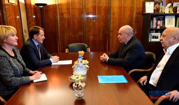 Губернатор Алексей Гордеев встретился с Михаилом Швыдким.