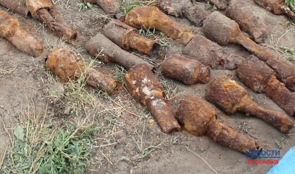 Боеприпасы воронежцы обнаружили на раскопках.