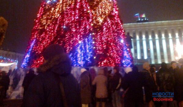 Главную площадь Воронежа начнут убирать уже в час ночи 1 января.