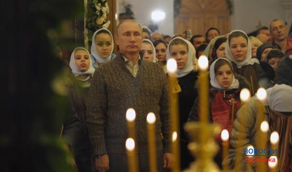 Владимир Путин на Рождество в воронежском храме.