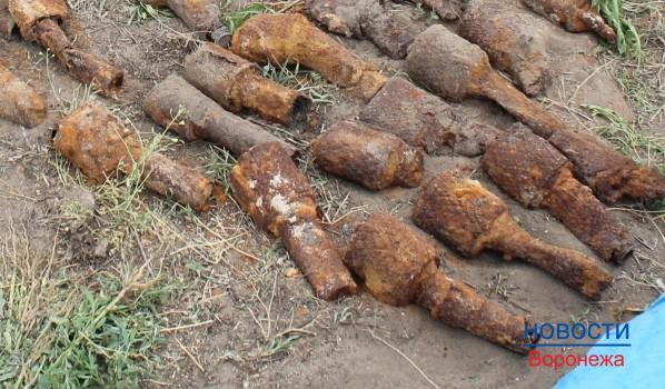 Снаряды были найдены во время раскопок.