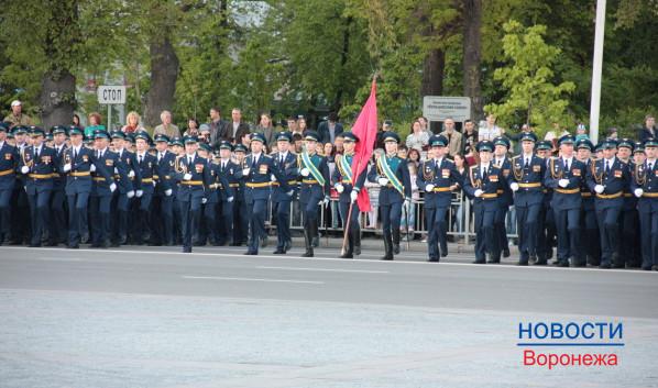 Подготовка к параду Победы на площади Ленина в Воронеже.