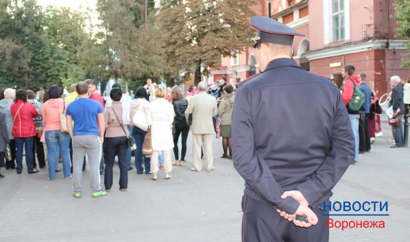 Полиция обеспечит безопасность во время выпускных.