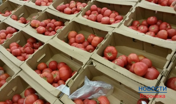 На складе хранили помидоры без документов.