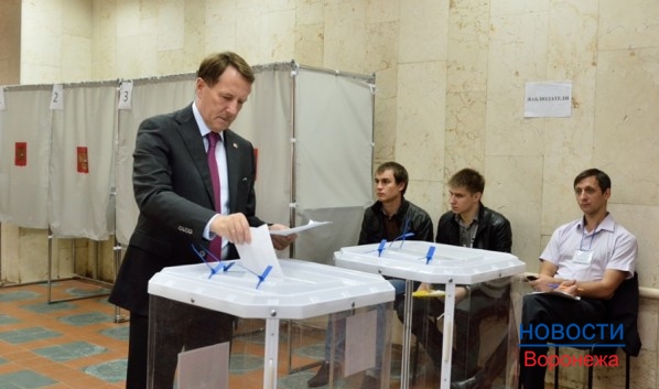 Алексей Гордеев проголосовал на выборах.