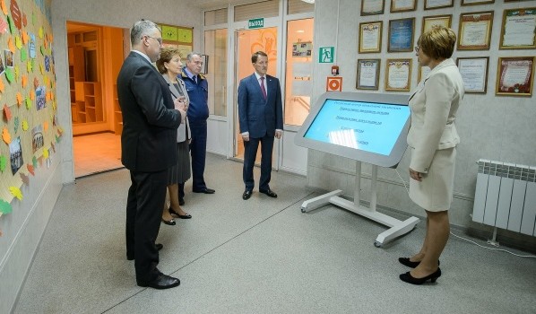 Галина Карелова и Алексей Гордеев посетили Центр.