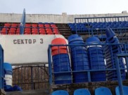Так выглядел стадион после прошлой игры команды.