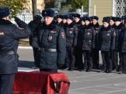 Полицейские приняли присягу.