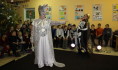 Детям из воронежских интернатов показали новогодние сказочные представления.
