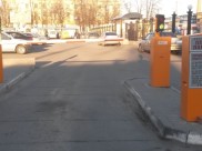 Сейчас платная парковка работает только около железнодорожного вокзала.