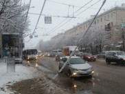 Провода рвались в центре Воронежа.