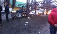 В Воронеже мусоровоз повалил опору ЛЭП.