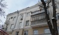 На домах горожан появились необычные объявления.