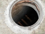 Воронежцы могут пожаловаться на открытые люки.
