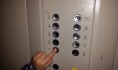 В Воронежской области нашли массу нарушений при обслуживании лифтов.