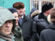 Мэр Александр Гусев побывал на площадке разрушенного взрывом и пожаром дома.