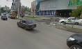 На выезде из гипермаркета обустроили светофор.
