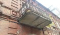 Во многих домах балконы находятся в удручающем состоянии.