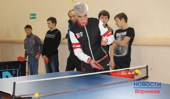 Профессиональный тренер Владимир Вахнин дал мастер-класс для воспитанников спортклуба «Елань».  