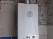 Газовая колонка.