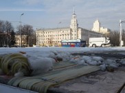 В Воронеже разбирают каток.