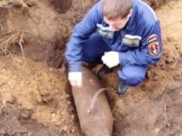 Снаряды уничтожили.