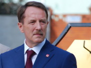 Доходы губернатора за год снизились.