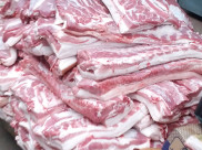 В мясокомбината украли 250 кг продукции.