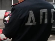 В Воронеже водитель 20 минут зажимал боковым стеклом руку гаишника.