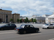 Один из самых известных объектов - дом на Площади Ленина, 6.