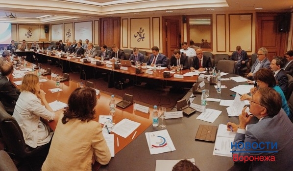 Губернатор Алексей Гордеев принял участие в заседании рабочей группы Экономического совета при Президенте.