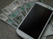 Женщина завладела 11 тысячами рублей.