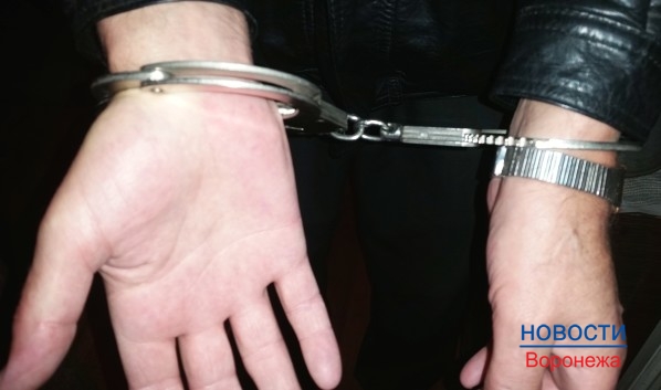 Полицейские задержали мужчину, находившегося в федеральном розыске.