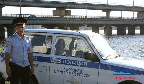 Воронежский полицейский спал утопавшего мужчину.