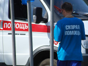 Раненого мужчину забрали в больницу.
