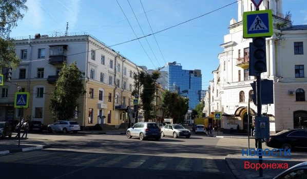 В центре Воронежа установили новые светофоры.