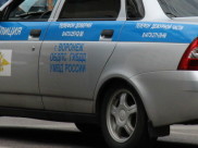Полицейский помог семье в беде.