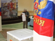 Горожане потихоньку идут на выборы.