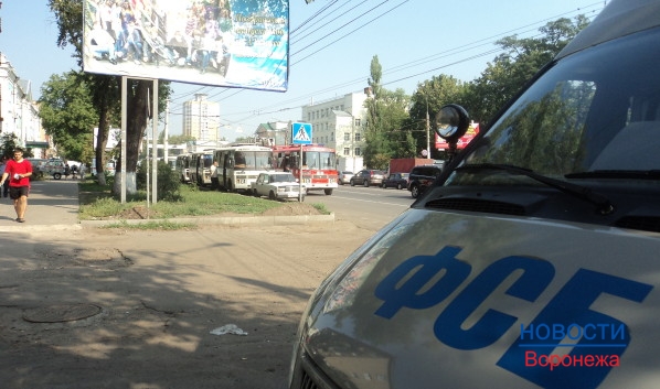 Воронежские чекисты поймали двух граждан Грузии. которые незаконно пересекли границу.