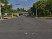 Перекроют часть улицы около моста.