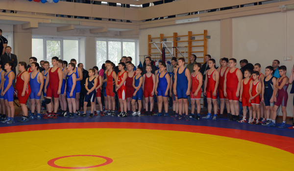 В Воронеже прошел турнир по греко-римской борьбе.