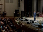Аграриев поздравил губернатор.Аграриев поздравил губернатор.