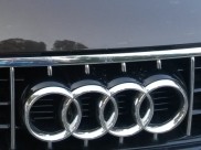 Мужчина был на Audi Q5.