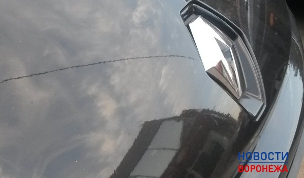 Иномарка загорелась на улице Ильича.