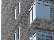 Мужчина обещал изготовить и установить пластиковые окна.