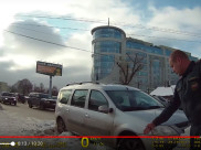 Активист снял свое общение с МЧС на видео.