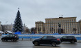 На площадь Ленина привезли контейнеры.